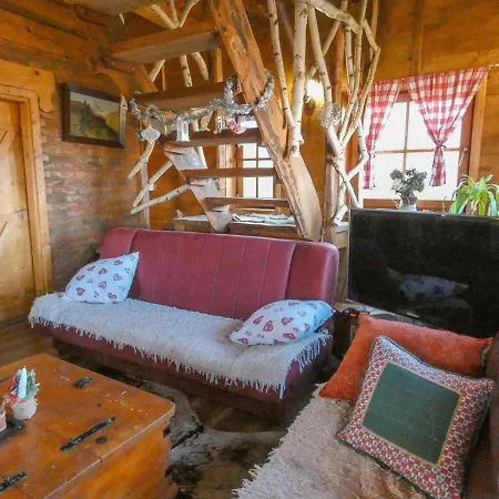 Etno Kompleks Orahovac - Vajat Sova Chalet